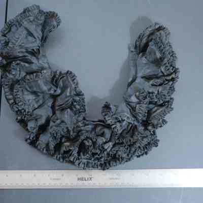 473 - neck ruffle, black, for neck of dress: Belonged to Elesbeth Freund Adams, worn by Mrs. J.P. Adams
