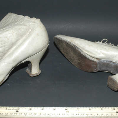 Shoe