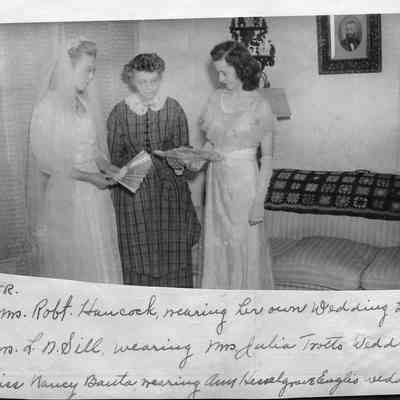 139 - Mrs. Robert Hancock, Mrs. L.N. Sill, Miss Nancy Banta