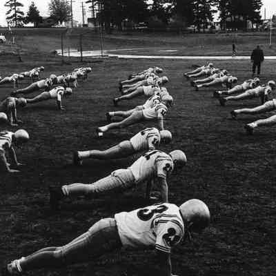 Team warmup.
