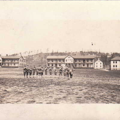 Band Fort Worden: Origsize: 3.5x5.5; Origformat: Print-Photographic