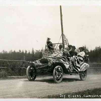 4th of July Festivities, Coupeville, "Joy Riders"
