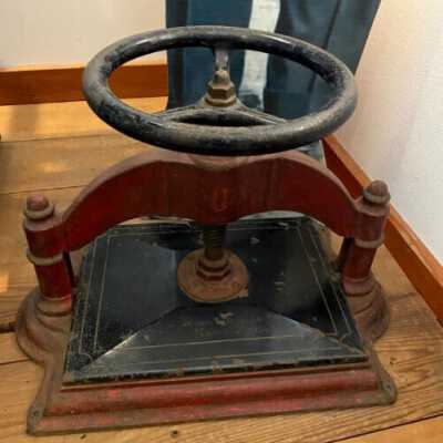 Press, Bookbinding