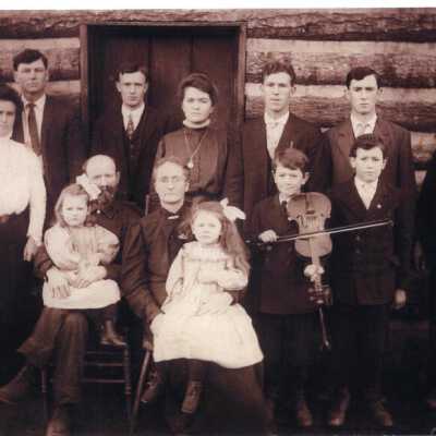Jones Family - Freeland