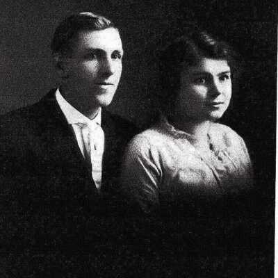 Photograph, Edwin Leroy and Gladys Cooper Smith. Acc. # 2019.018.179a