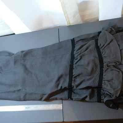 black wool skirt w/ velvet ribbon detail
