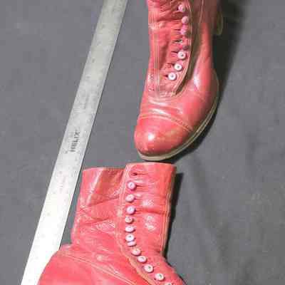 Shoe