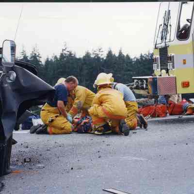 Firefighters tend to accident victims.