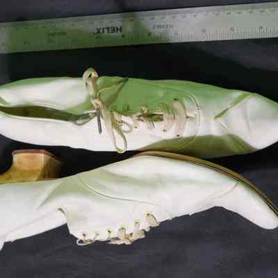 Shoe