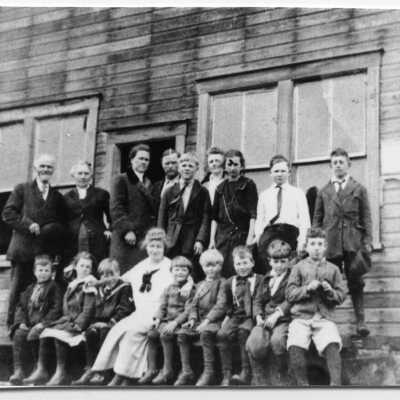 Dugualla Bay Grade School 1917