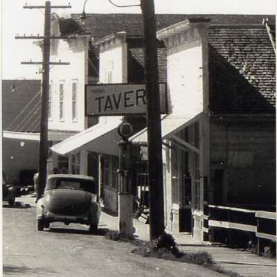 Tavern on Front Street