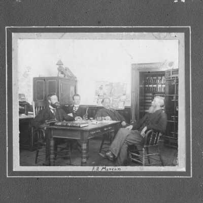 Origformat: Print-Photographic