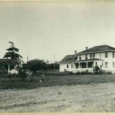 Izett farm on Crescent Harbor Road