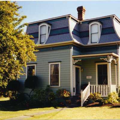 Zylstra House - 101 NE 7th Street