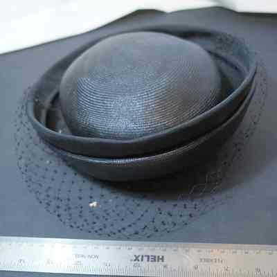 Black Veiled Hat