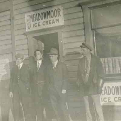 95-2-15-pp - Meadowmoor Ice Cream