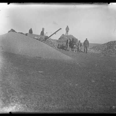 Harvest Scene: Origsize: 4x5; Origformat: Negative