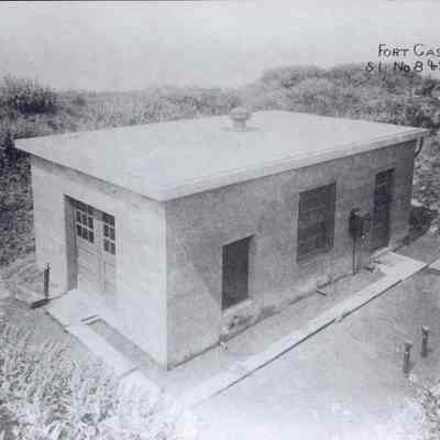Searchlight Powerhouse - Fort Casey