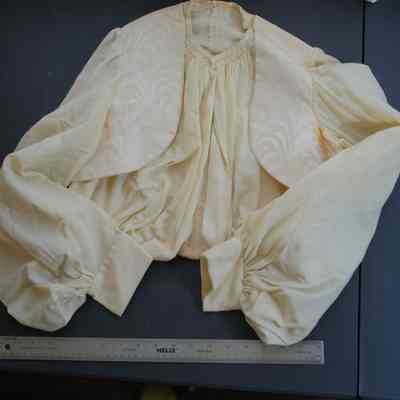 cream challis full sleeves and taffeta brocade