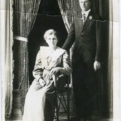 Emma Morris and Lester Morris