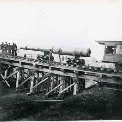 Gun Tube Placement at Fort Casey