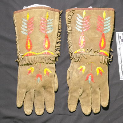 Fringed Gloves