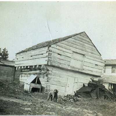 The Alexander Block house before the restoration in old location.