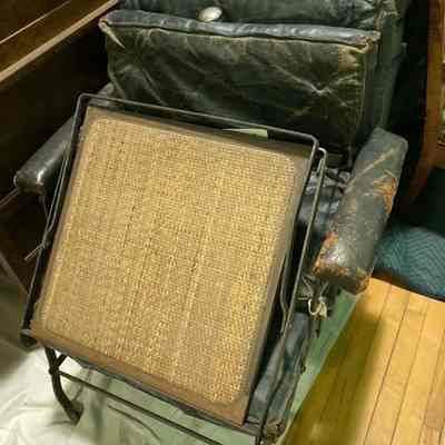 Chair, Examining