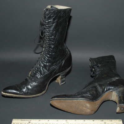 Shoe