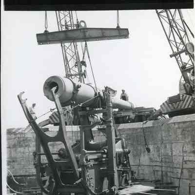 Fort Casey Install 10" Gun