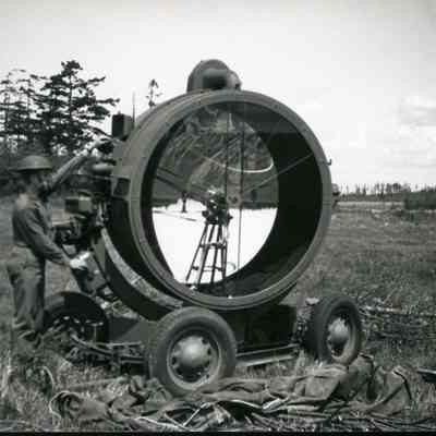 Mobile Searchlight at Fort Casey