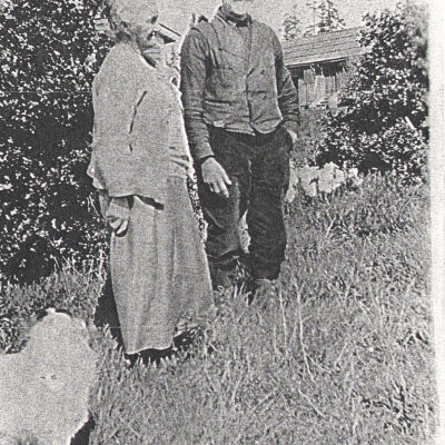 Dr. Sargent, Bess and dog Prince.