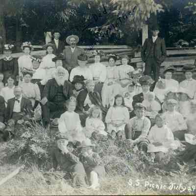 John and Nancy Izett (center with white beard/black shawl/no hat): Crescent Harbor Church Sunday School picnic July 29, 1908