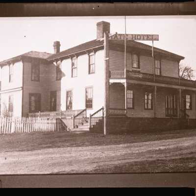 State Hotel - Negative