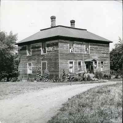 Pioneer Home - Johnny and Billy Weedin