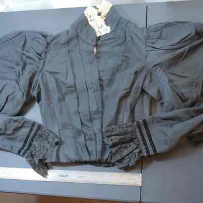 2023.dpw.371 - H.C.J. Koch & Co. NY jacket blouse, black faille, leg-o-mutton sleeves, ecru lace collar: DPW CB 16 Shelf D