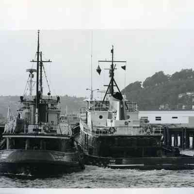 The "Sea Breeze" and the "Navigator"