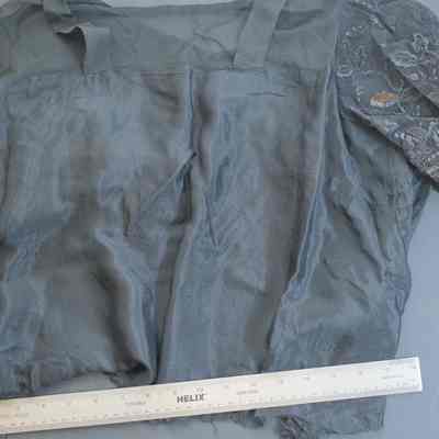 531 - blouse, black lace: DPW CB 42 Shelf D