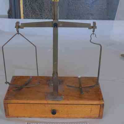 Apothecary Scale