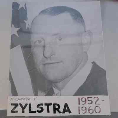 003 - Richard T. Zylstra