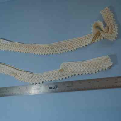 449 - lace edging; white 1.5" white, knit lace, for pillowcases, 2 pcs.