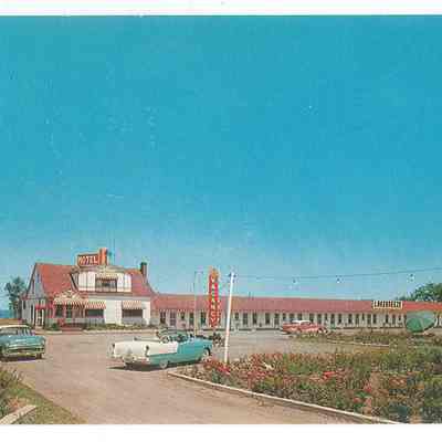 Lake Breeze Motel