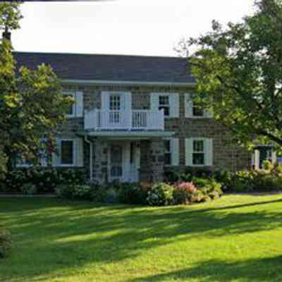 Doran House - 470 Main Street West