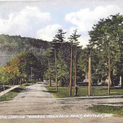 "Street scene looking towards Mountain Point, Grimsby"