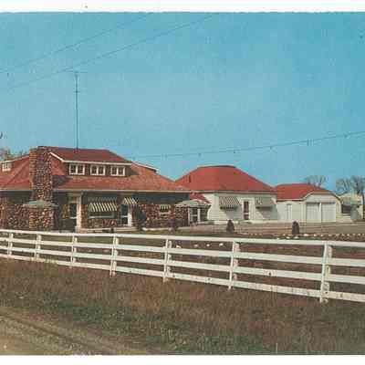 Ullman's Motel & Cobblestone Lodge
