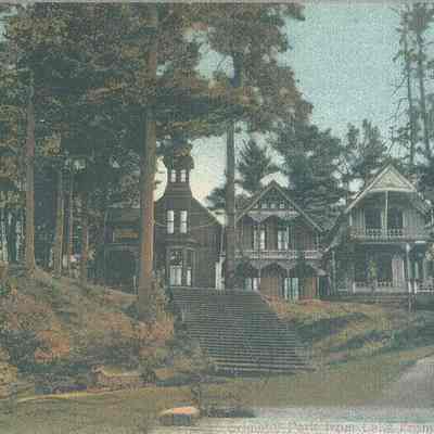 Victoria Terrace from the pier