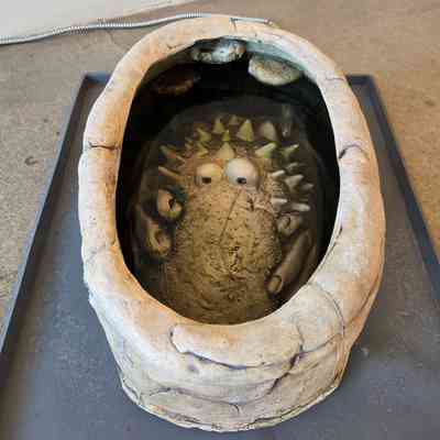 Burping Bowl with Lurching Monster