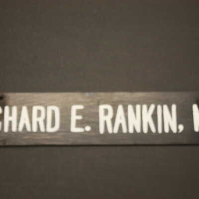 Sign, Trade