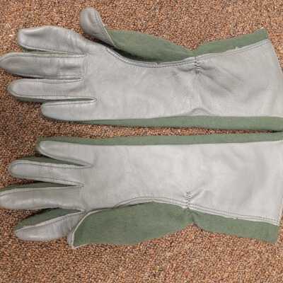 Glove