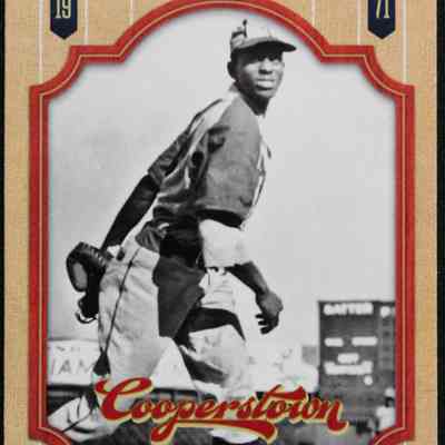 1926-1965 Satchel Paige - Panini - Card 75